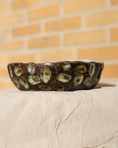 Taça Decorativa Irregular Cerâmica Artesanal Tons Terra Verde Feita à Mão Portugal