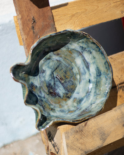 Saladeira Irregular Cerâmica Artesanal Verde Azul Textura Estriada Feita à Mão Portugal