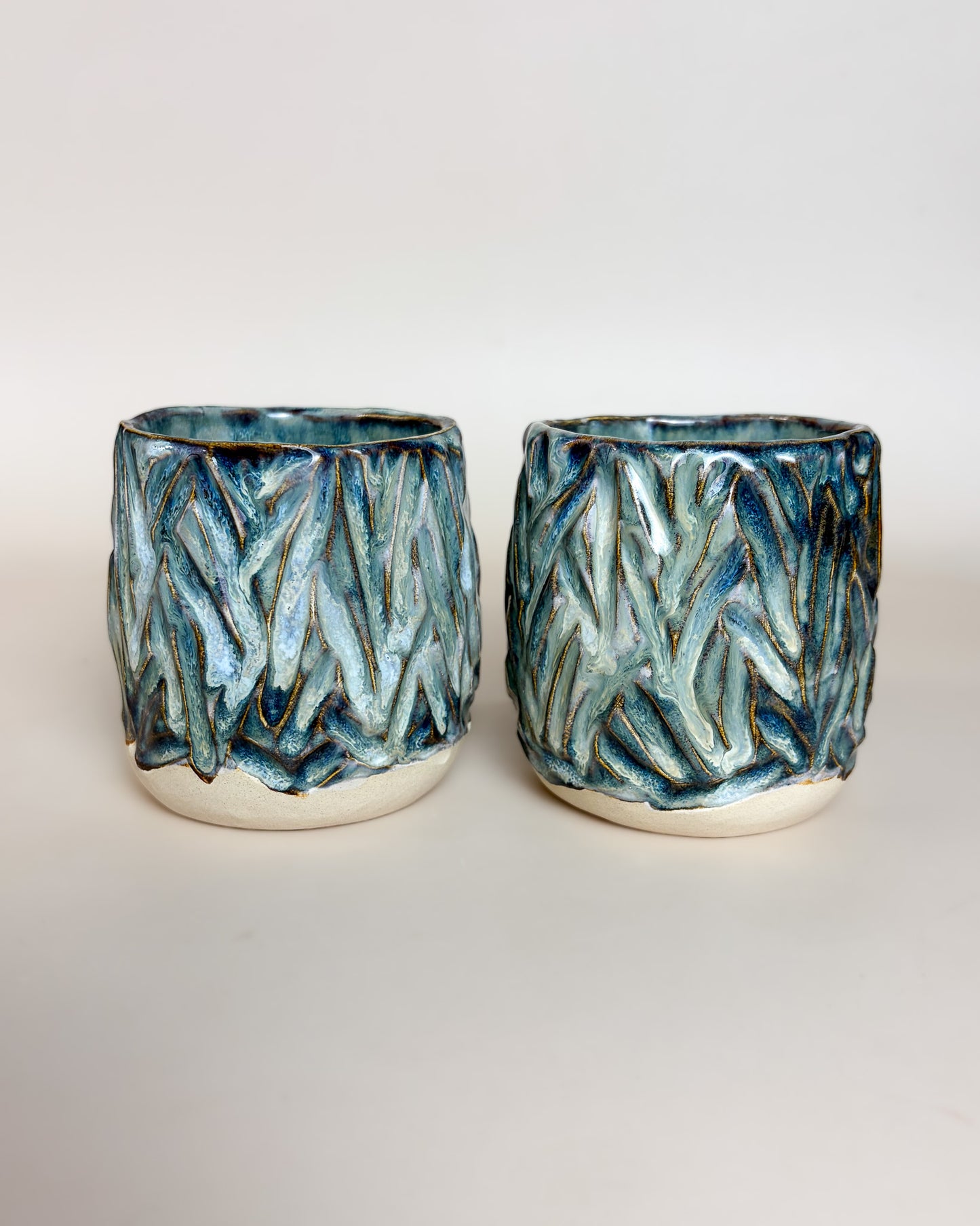 Conjunto 2 Copos Texturados Cerâmica Artesanal WAVES