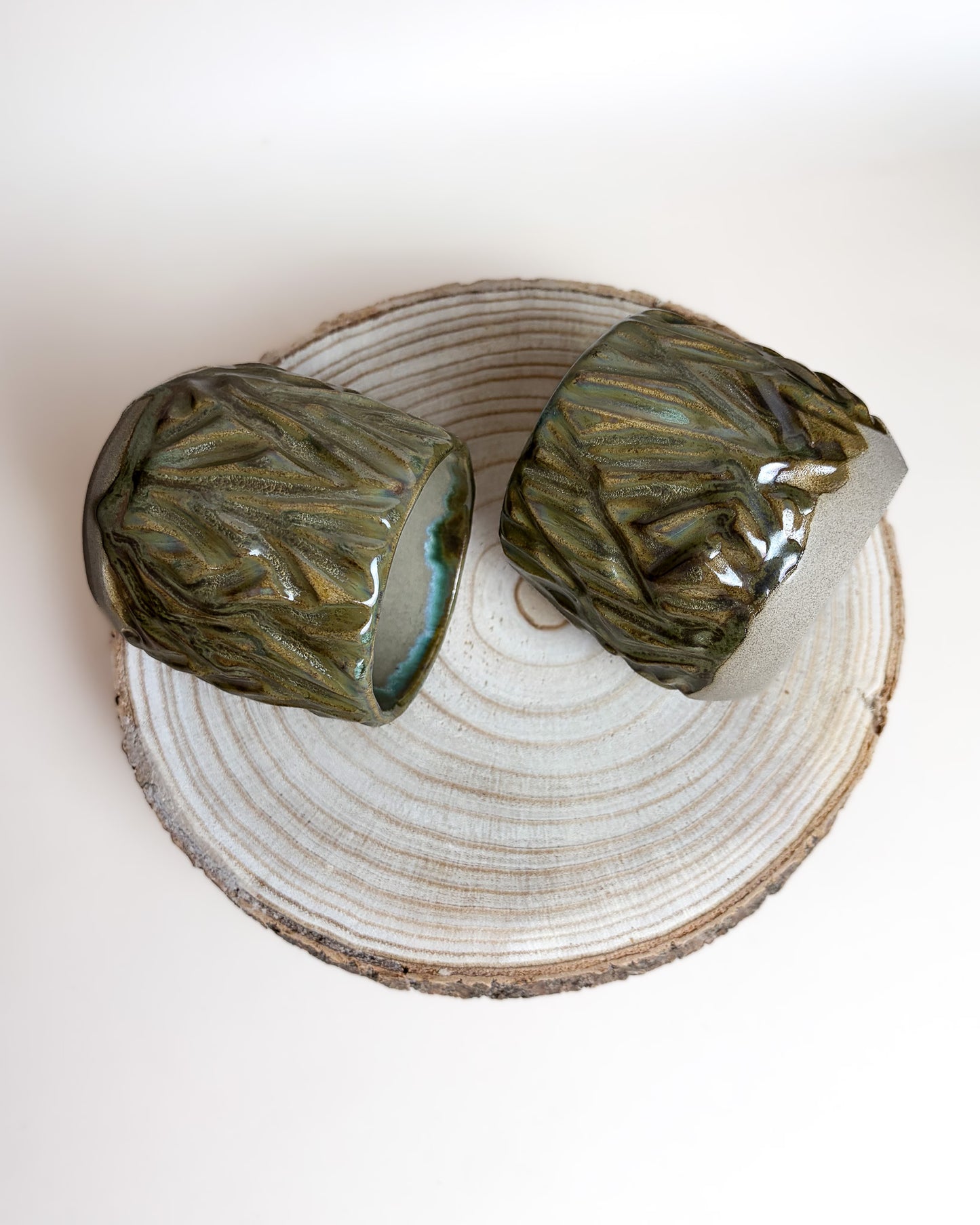 Conjunto 2 Copos Texturados Cerâmica Artesanal MUSGO